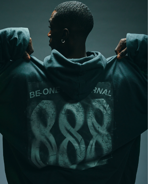 HOODIE - Image 4